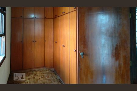 Quarto de casa à venda com 6 quartos, 350m² em Bela Vista, Osasco