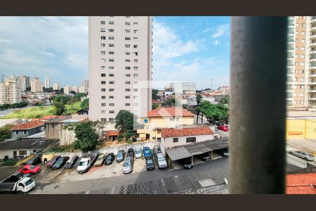 Apartamento para alugar com 68m², 2 quartos e 1 vagaÁrea de Serviço - Vista