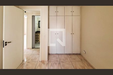 Apartamento para alugar com 68m², 2 quartos e 1 vagaQuarto 2
