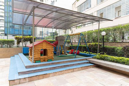 Apartamento para alugar com 100m², 2 quartos e 2 vagasÁrea Comum - Playground