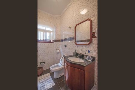 Casa à venda com 4 quartos, 180m² em Cupecê, São Paulo