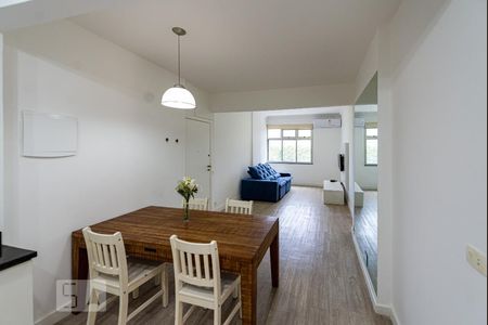 Apartamento para alugar com 80m², 2 quartos e sem vagaSala