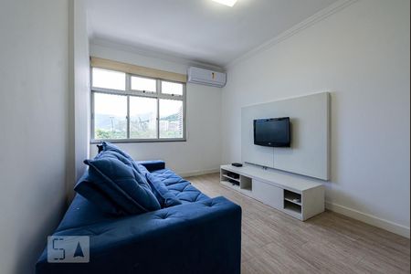 Apartamento para alugar com 80m², 2 quartos e sem vagaSala