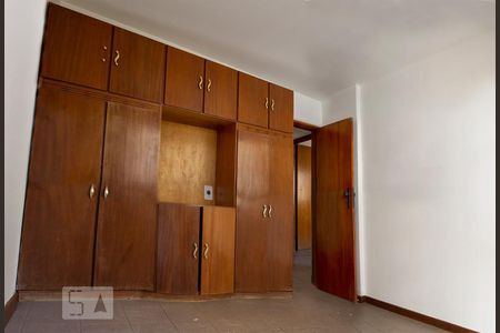 Quarto 2 de apartamento para alugar com 2 quartos, 69m² em Setor Bueno, Goiânia