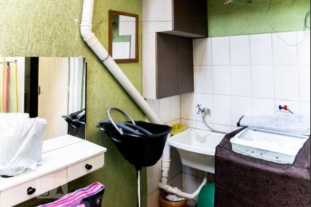 Casa para alugar com 65m², 2 quartos e 1 vaga Casa para alugar com 65m², 2 quartos e 1 vagaÁrea de Serviço