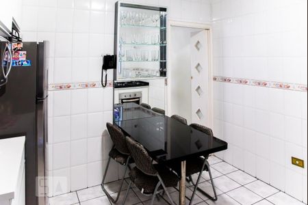Casa para alugar com 65m², 2 quartos e 1 vaga Casa para alugar com 65m², 2 quartos e 1 vagaCozinha