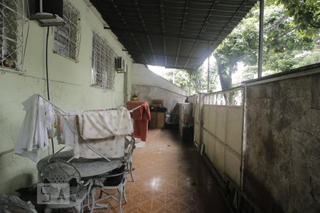 Casa para alugar com 110m², 3 quartos e 2 vagasQuintal