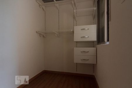 Apartamento para alugar com 81m², 3 quartos e 1 vaga Apartamento para alugar com 81m², 3 quartos e 1 vagaEscritório