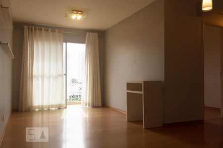 Sala de Estar de apartamento para alugar com 3 quartos, 81m² em Vila Albano, São Paulo