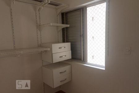 Apartamento para alugar com 81m², 3 quartos e 1 vaga Apartamento para alugar com 81m², 3 quartos e 1 vagaEscritório