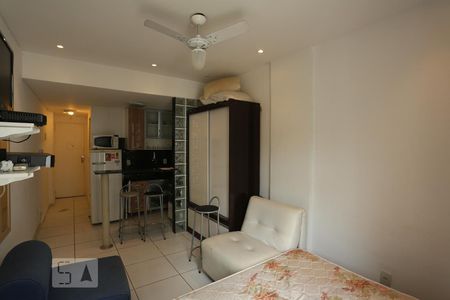 Studio de kitnet/studio para alugar com 1 quarto, 28m² em Copacabana, Rio de Janeiro