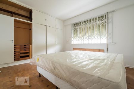 Casa para alugar com 250m², 3 quartos e 3 vagasSuíte