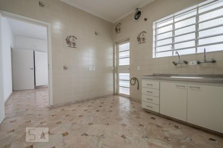 Casa para alugar com 250m², 3 quartos e 3 vagasCozinha