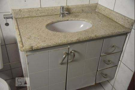 Apartamento para alugar com 70m², 3 quartos e 2 vagasBanheiro