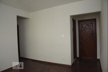 Sala de apartamento para alugar com 3 quartos, 70m² em Freguesia de Jacarepaguá, Rio de Janeiro