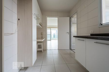 Apartamento para alugar com 110m², 2 quartos e 2 vagas Apartamento para alugar com 110m², 2 quartos e 2 vagasCozinha