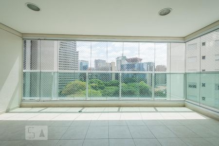 Apartamento para alugar com 110m², 2 quartos e 2 vagas Apartamento para alugar com 110m², 2 quartos e 2 vagasVaranda