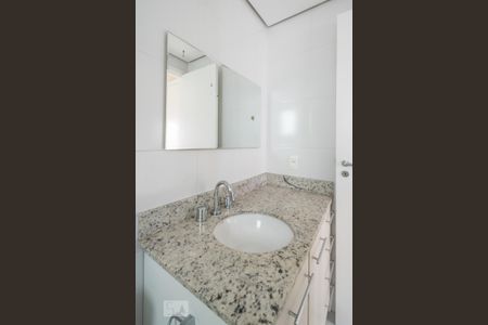 Apartamento para alugar com 110m², 2 quartos e 2 vagas Apartamento para alugar com 110m², 2 quartos e 2 vagasBanheiro Suíte 1