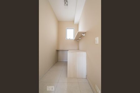 Apartamento para alugar com 110m², 2 quartos e 2 vagas Apartamento para alugar com 110m², 2 quartos e 2 vagasEscritório