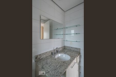 Apartamento para alugar com 110m², 2 quartos e 2 vagas Apartamento para alugar com 110m², 2 quartos e 2 vagasBanheiro Suíte 2