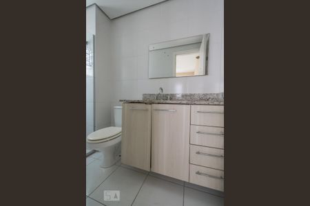 Apartamento para alugar com 110m², 2 quartos e 2 vagas Apartamento para alugar com 110m², 2 quartos e 2 vagasBanheiro Suíte 1