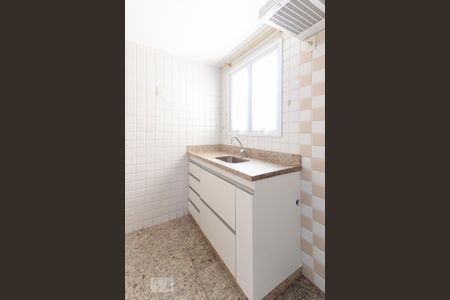 cozinha de apartamento para alugar com 2 quartos, 70m² em Chácara Primavera, Campinas