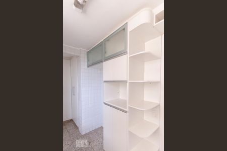 Cozinha - Armários de apartamento para alugar com 2 quartos, 70m² em Chácara Primavera, Campinas