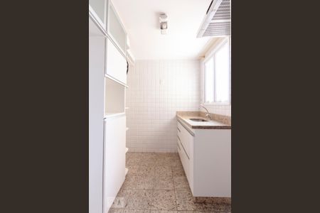 cozinha de apartamento para alugar com 2 quartos, 70m² em Chácara Primavera, Campinas