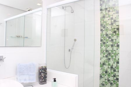 banheiro 1 de apartamento à venda com 3 quartos, 280m² em Tijuca, Rio de Janeiro