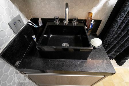 Banheiro de apartamento para alugar com 1 quarto, 45m² em Cerqueira César, São Paulo