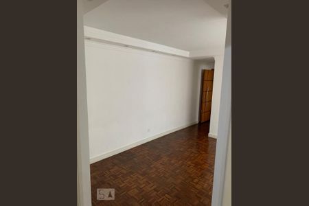 Detalhe Sala de casa à venda com 1 quarto, 297m² em Vila Bertioga, São Paulo