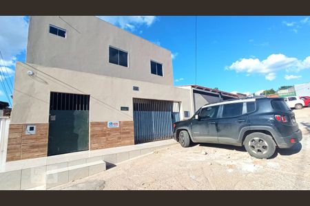 Casa à venda com 50m², 1 quarto e sem vaga Casa à venda com 50m², 1 quarto e sem vagaFachada