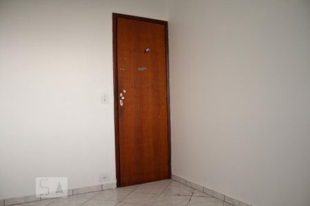 Quarto 2  de apartamento para alugar com 2 quartos, 60m² em Guará Ii, Brasília