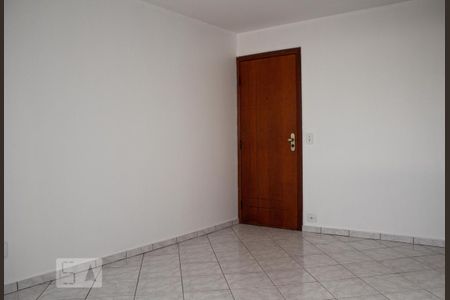 Sala de apartamento para alugar com 2 quartos, 60m² em Guará Ii, Brasília