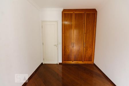 Apartamento à venda com 207m², 4 quartos e 3 vagasQuarto 04
