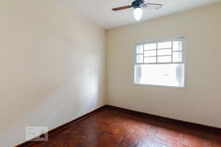 Casa à venda com 120m², 6 quartos e 2 vagasQuarto 1