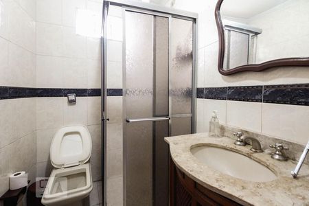 Casa à venda com 120m², 6 quartos e 2 vagasBanheiro Sobrado 2