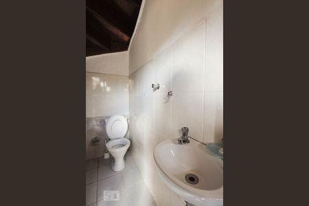 Lavabo  de casa à venda com 6 quartos, 120m² em Vila Bertioga, São Paulo