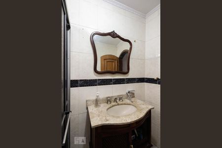 Casa à venda com 120m², 6 quartos e 2 vagasBanheiro Sobrado 2