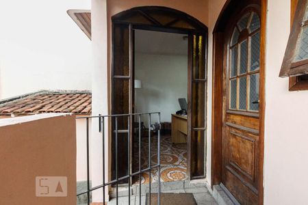 Casa à venda com 120m², 6 quartos e 2 vagasÁrea de serviço 