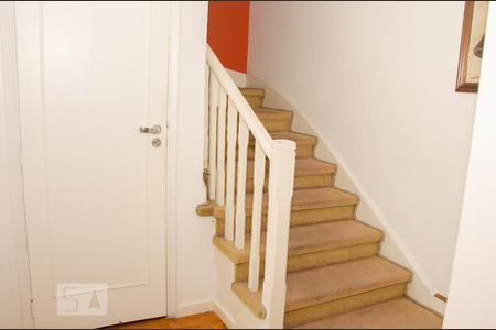 Apartamento à venda com 208m², 4 quartos e 2 vagas Apartamento à venda com 208m², 4 quartos e 2 vagasCorredor