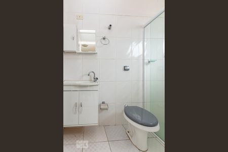 Casa de condomínio para alugar com 80m², 3 quartos e 3 vagasBanheiro suíte 1