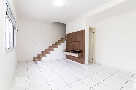 Sala de casa de condomínio para alugar com 3 quartos, 80m² em Vila Nova Savoia, São Paulo