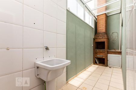 Casa de condomínio para alugar com 80m², 3 quartos e 3 vagasÁrea de serviço
