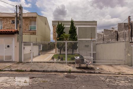 Casa de condomínio para alugar com 80m², 3 quartos e 3 vagasFachada 