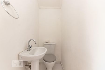 Lavabo  de casa de condomínio para alugar com 3 quartos, 80m² em Vila Nova Savoia, São Paulo