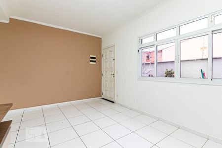 Sala de casa de condomínio para alugar com 3 quartos, 80m² em Vila Nova Savoia, São Paulo