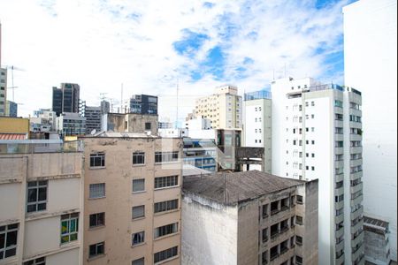 Vista da Sala de apartamento para alugar com 2 quartos, 94m² em Bela Vista, São Paulo
