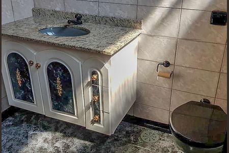 Banheiro de casa à venda com 2 quartos, 150m² em Água Fria, São Paulo