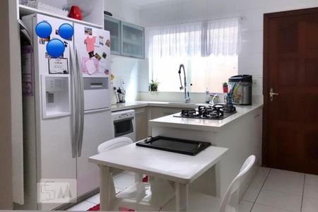 Cozinha de casa à venda com 3 quartos, 120m² em Vila Oratório, São Paulo